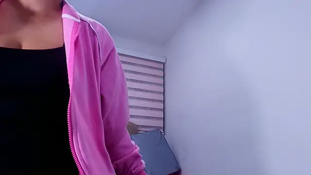 nicol f online show from April 2, 2026, 3:02 am