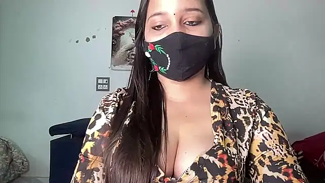 Varnika aarora online show from September 23, 2025, 2:51 am