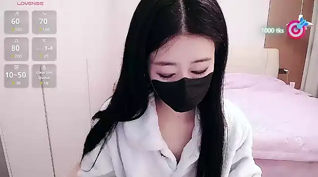 CN-xiaofei online show from March 15, 2025, 2:46 am