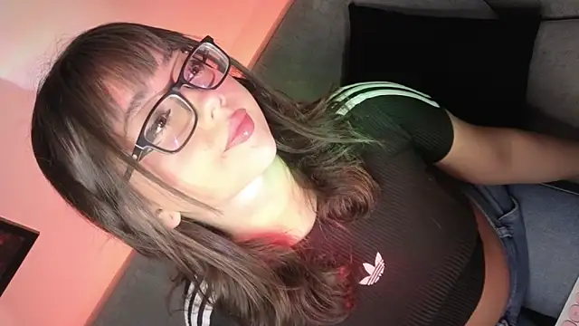 missy taylor  online show from December 16, 2025, 10:14 pm