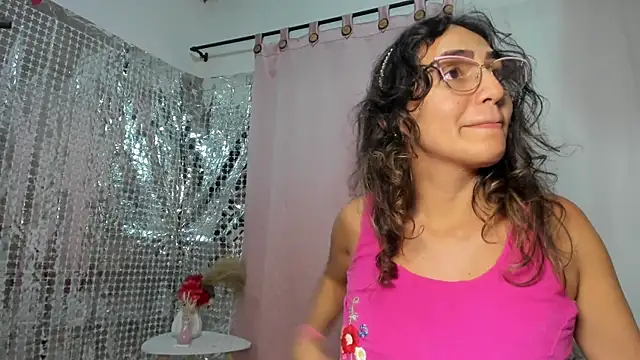 misshiccups online show from September 10, 2025, 2:21 am