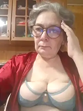 Snapshot of IrinaSweet54 chatting on November 5, 2025, 8:28 am IrinaSweet54 online show from November 5, 2025, 8:28 am