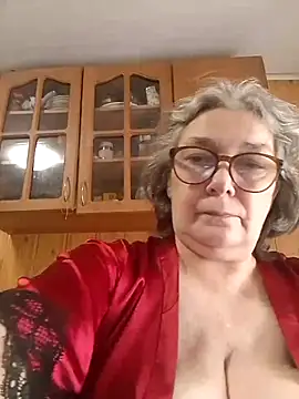 Snapshot of IrinaSweet54 chatting on July 19, 2026, 9:39 am IrinaSweet54 online show from July 19, 2026, 9:39 am