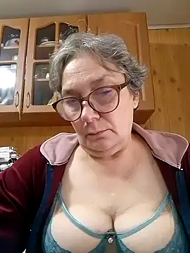 IrinaSweet54 online show from September 20, 2025, 6:40 am
