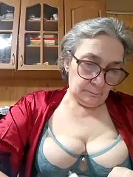 Snapshot of IrinaSweet54 chatting on November 24, 2025, 6:30 pm IrinaSweet54 online show from November 24, 2025, 6:30 pm