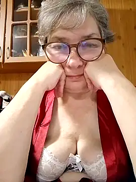IrinaSweet54 online show from September 17, 2025, 8:27 am