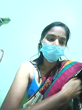 anusiya01 online show from November 25, 2025, 3:56 pm