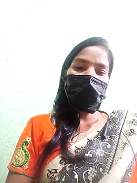 anusiya01 online show from September 28, 2025, 7:04 am