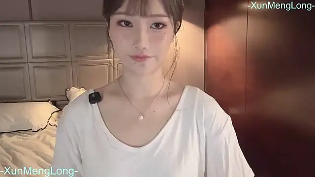 -XunMengLong- online show from April 1, 2026, 6:27 pm