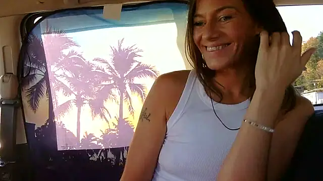 Sexyhottpunani online show from October 8, 2025, 2:18 pm