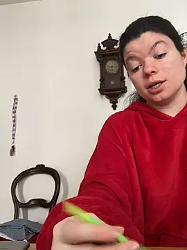 Snapshot of annonyme__422 chatting on February 8, 2025, 10:29 am annonyme 422 online show from February 8, 2025, 10:29 am