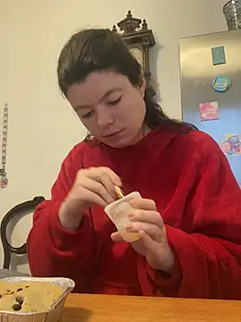 Snapshot of annonyme__422 chatting on January 31, 2025, 2:28 pm annonyme 422 online show from January 31, 2025, 2:28 pm