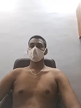 Snapshot of brownguy1234 chatting on October 27, 2025, 5:58 pm brownguy1234 online show from October 27, 2025, 5:58 pm