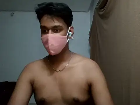 Snapshot of brownguy1234 chatting on March 20, 2025, 5:36 pm brownguy1234 online show from March 20, 2025, 5:36 pm