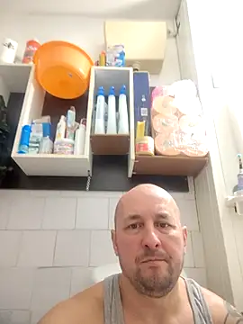 Snapshot of intx800 chatting on February 8, 2026, 6:44 am intx800 online show from February 8, 2026, 6:44 am