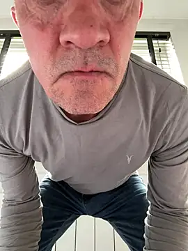 Snapshot of BrIonIcman1 chatting on July 26, 2026, 3:52 pm BrIonIcman1 online show from July 26, 2026, 3:52 pm