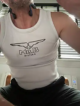 Snapshot of BrIonIcman1 chatting on July 5, 2026, 3:41 pm BrIonIcman1 online show from July 5, 2026, 3:41 pm