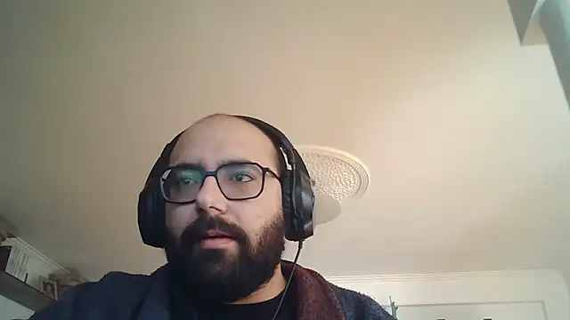 Snapshot of manokiitoo chatting on March 30, 2026, 8:16 am manokiitoo online show from March 30, 2026, 8:16 am