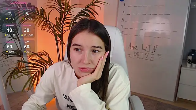 Bellla Haddid online show from November 7, 2025, 1:43 am