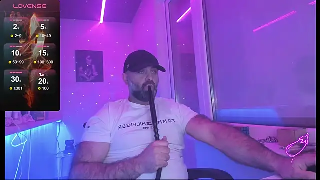 MAGABEAR077 online show from November 15, 2025, 8:46 pm