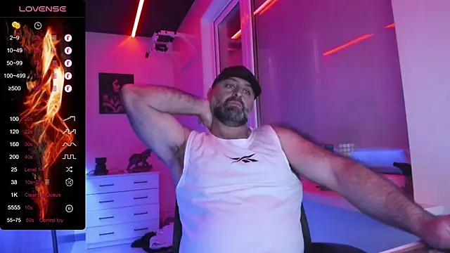 MAGABEAR077 online show from June 2, 2026, 1:38 am