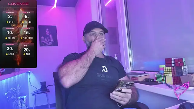 MAGABEAR077 online show from September 14, 2025, 8:20 pm