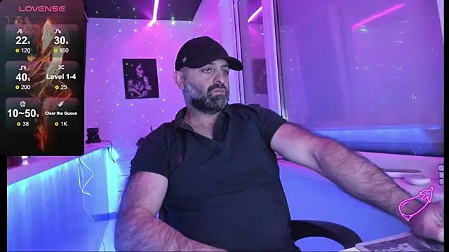 Snapshot of MAGABEAR077 chatting on November 21, 2025, 7:24 pm MAGABEAR077 online show from November 21, 2025, 7:24 pm