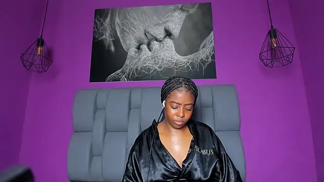 carlota swan online show from November 13, 2025, 6:23 pm