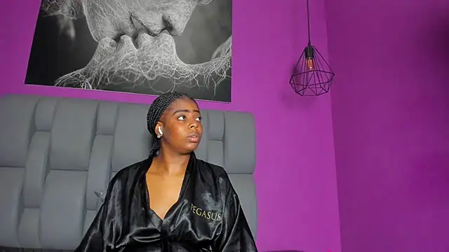 carlota swan online show from November 11, 2025, 6:03 pm