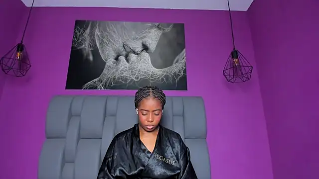 carlota swan online show from October 8, 2025, 6:08 pm