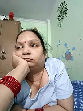 Kavya kapoor online show from October 22, 2025, 8:36 am