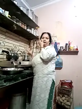 Kavya kapoor online show from February 17, 2026, 3:26 am