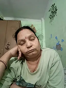 Kavya kapoor online show from October 8, 2025, 8:49 am