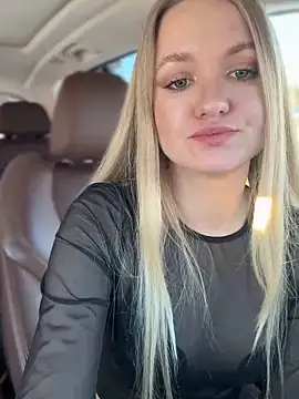 Devill Angel  online show from February 20, 2025, 1:40 pm