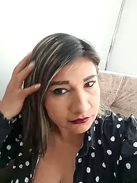 Snapshot of Hannahcandyy chatting on November 1, 2025, 2:44 pm Hannahcandyy online show from November 1, 2025, 2:44 pm