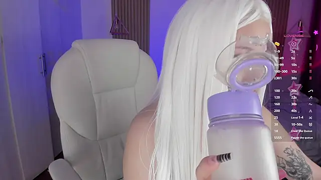 Kendall Bunnyy online show from October 11, 2025, 6:31 pm