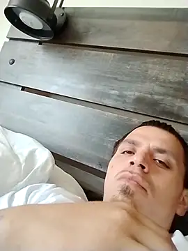 Reezy21stst online show from September 19, 2025, 4:44 pm