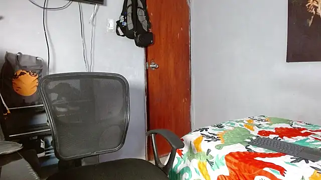 Snapshot of Lovebeng_ chatting on July 2, 2026, 10:05 pm Lovebeng online show from July 2, 2026, 10:05 pm