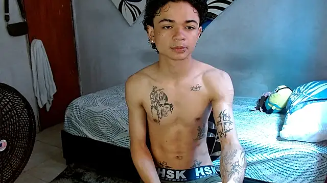 Snapshot of Lovebeng_ chatting on October 23, 2025, 2:27 pm Lovebeng online show from October 23, 2025, 2:27 pm