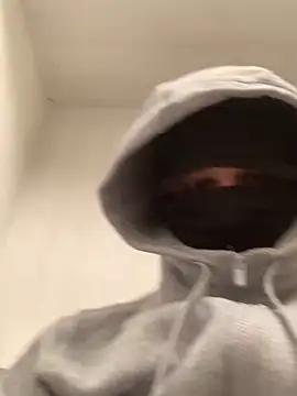 zhdiwbwnxi online show from November 29, 2025, 2:23 am