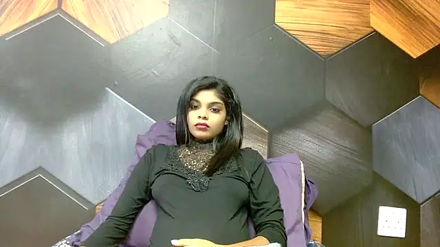 IndianIcon19 online show from March 11, 2025, 10:18 am