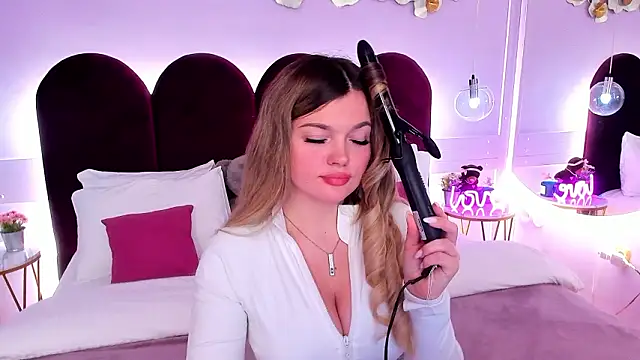 ZaraBloom online show from March 9, 2026, 3:15 pm