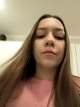 AliceBrayan online show from March 22, 2026, 5:03 pm