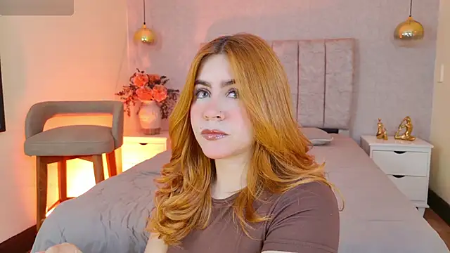 Snapshot of april_rousse chatting on April 9, 2026, 12:22 pm april rousse online show from April 9, 2026, 12:22 pm