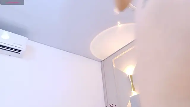 Snapshot of april_rousse chatting on October 9, 2025, 12:28 pm april rousse online show from October 9, 2025, 12:28 pm