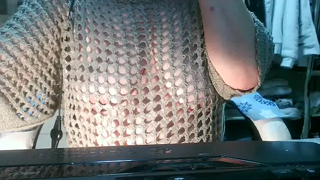 moni60 online show from November 18, 2025, 8:06 am