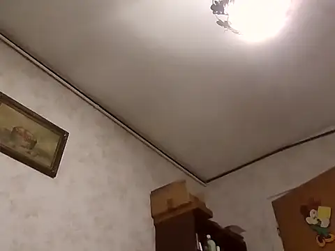 mariusica1xh online show from October 9, 2025, 7:14 pm