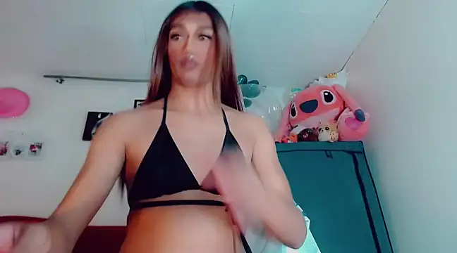 Snapshot of nicol_gill_ chatting on January 24, 2025, 2:30 pm nicol gill online show from January 24, 2025, 2:30 pm