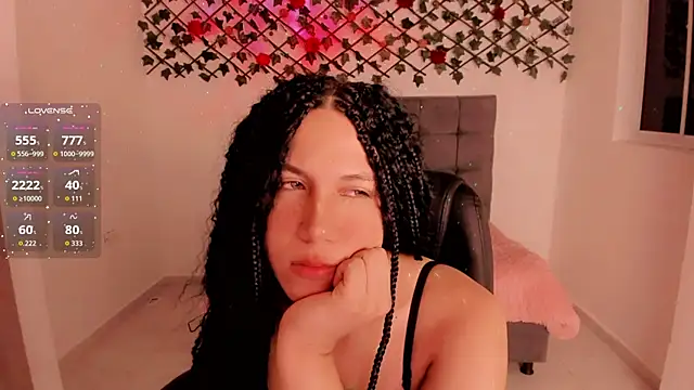 Lilith Miller21 online show from October 21, 2025, 12:04 pm