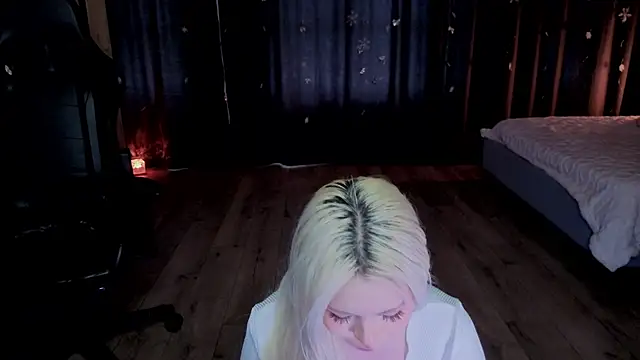 RileyMee online show from February 5, 2026, 3:35 am